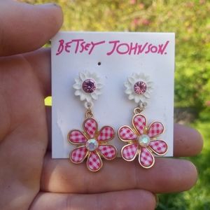 Betsey Johnson Picnic Flower Earrings